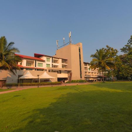 Signature Club Resort Devanahalli Eksteriør billede