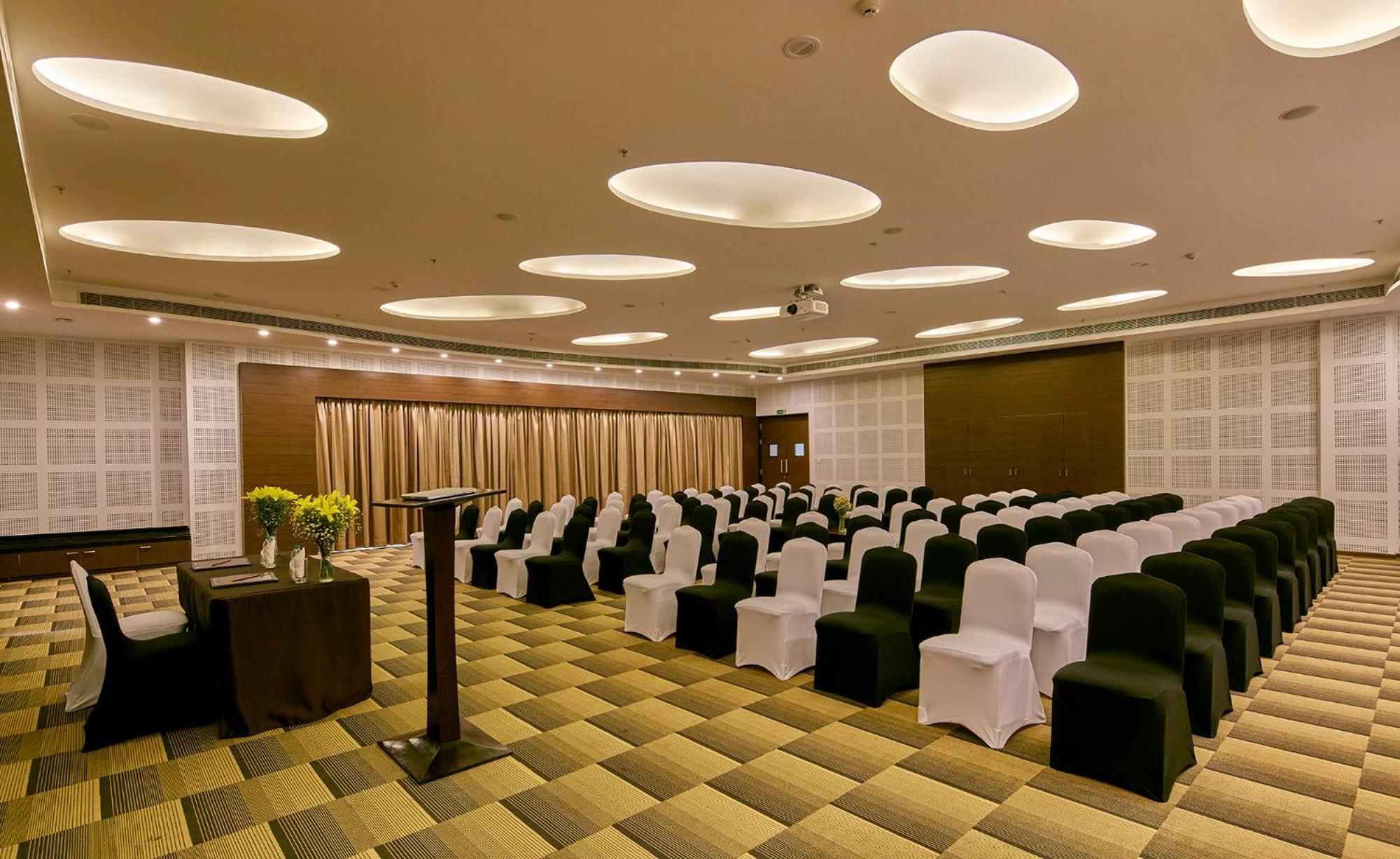 Signature Club Resort Devanahalli Eksteriør billede