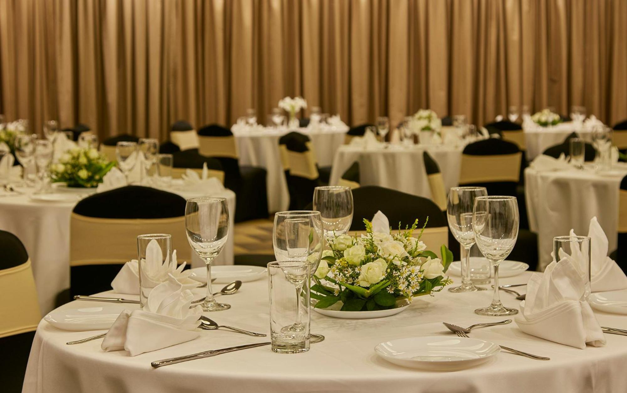Signature Club Resort Devanahalli Eksteriør billede