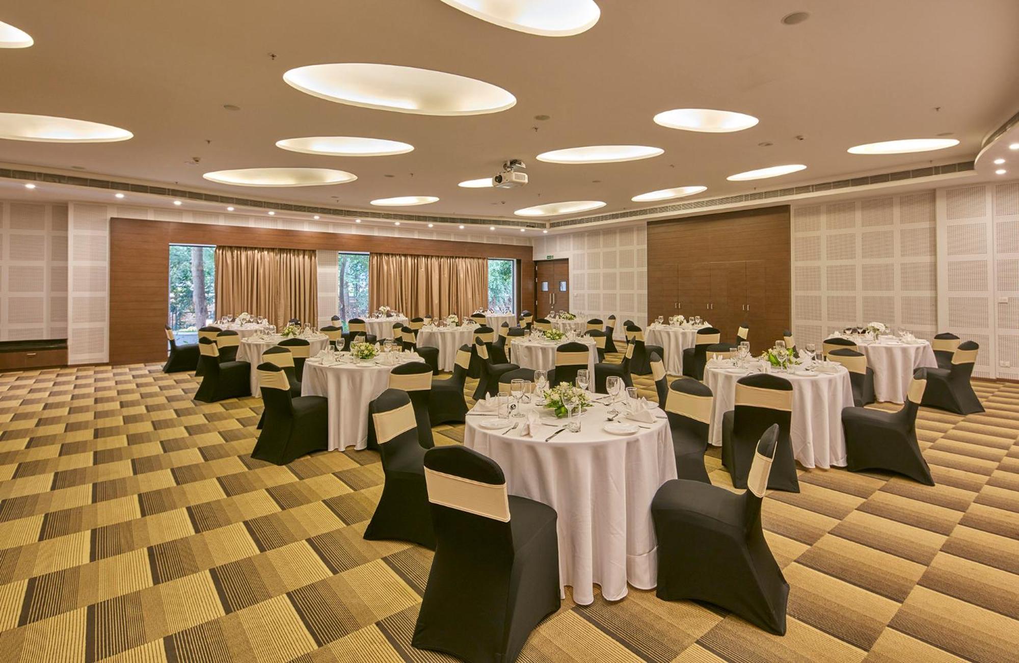 Signature Club Resort Devanahalli Eksteriør billede